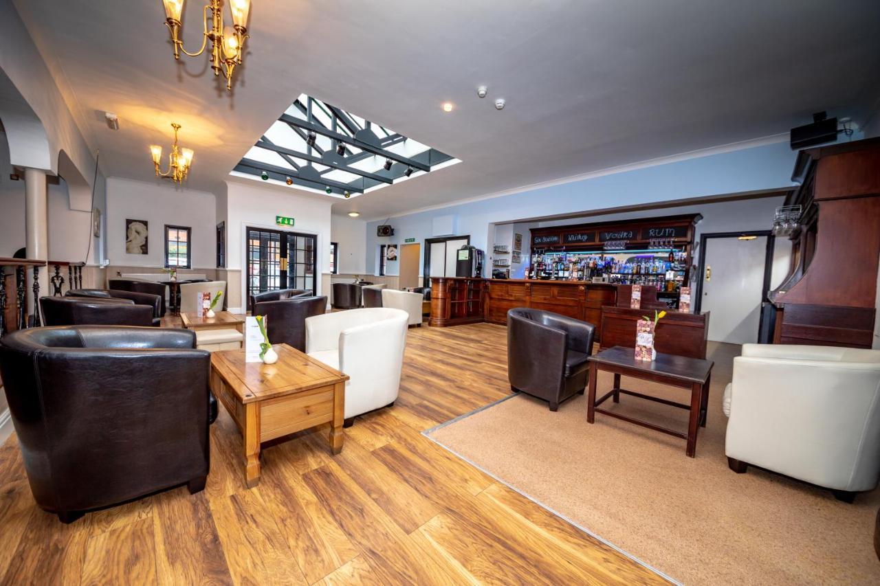 Fownes Hotel Вустер Экстерьер фото